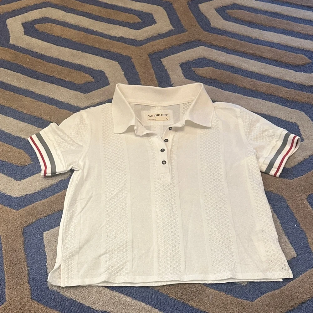 BNWOT “We The Free” Women’s size S Clara Polo Shirt - Picture 2 of 6